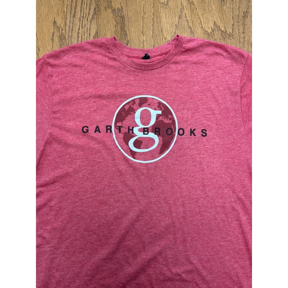 Garth Brooks World Tour Concert Series Red Adult XL Shirt Double Sided EUC - Picture 2 of 6